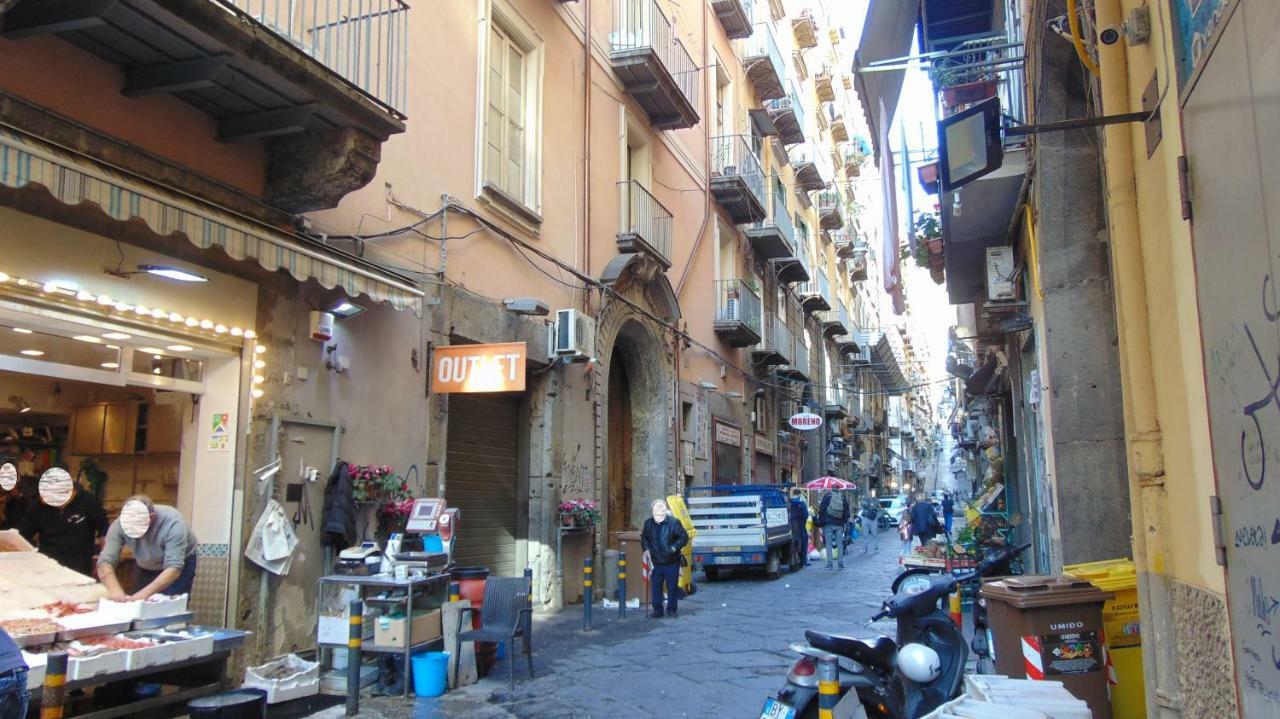 Neapolitan Flat B&B Luaran gambar